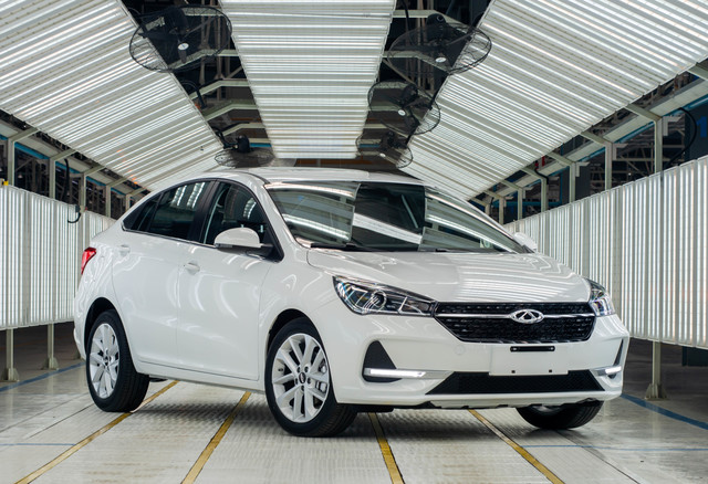 Chery Arrizo 5 exterior 2018