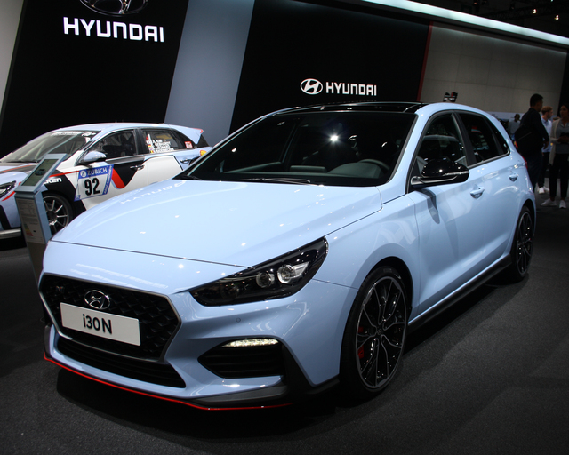 Hyundai i30 Fastback liftback restyling Hyundai i30 Fastback accessories restyling