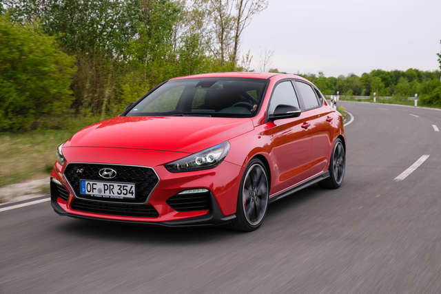Hyundai i30 Fastback N interior restyling Hyundai i30 Fastback N liftback big