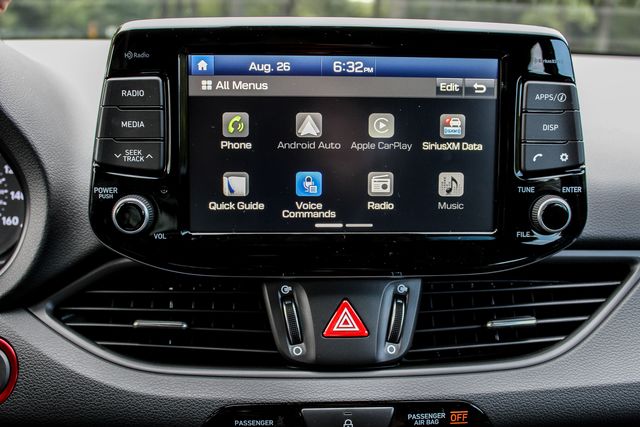 Hyundai Elantra interior restyling Hyundai Elantra sedan restyling