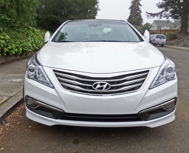 Hyundai Grandeur Photos and Specs. Photo: Hyundai Grandeur accessories ...