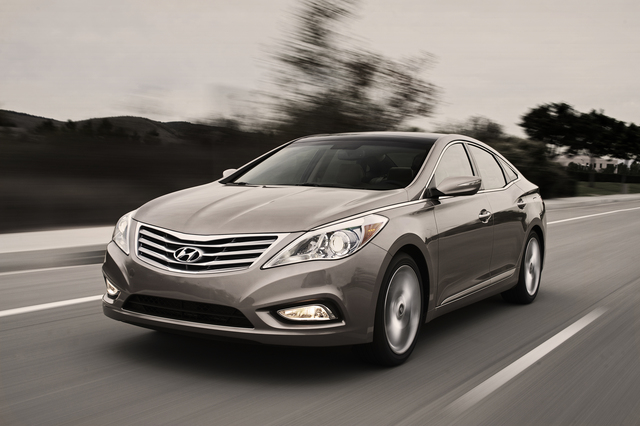 Hyundai Grandeur Hybrid reviews big Hyundai Grandeur Hybrid best specifications