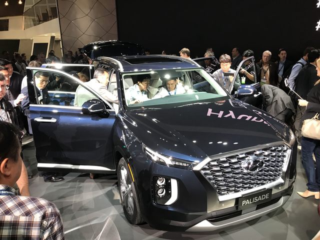 Hyundai Palisade suv big