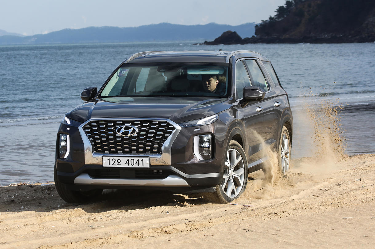 the-hyundai-palisade-4k-cars-1220w.jpg