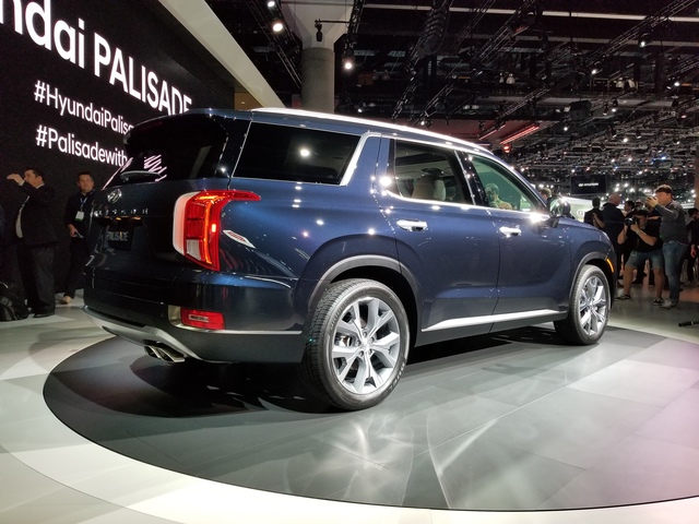 Hyundai Palisade Photos And Specs. Photo: Hyundai Palisade Hd Photo And 