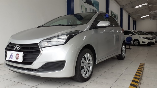 Hyundai HB20 interior 2015 Hyundai HB20 modern model