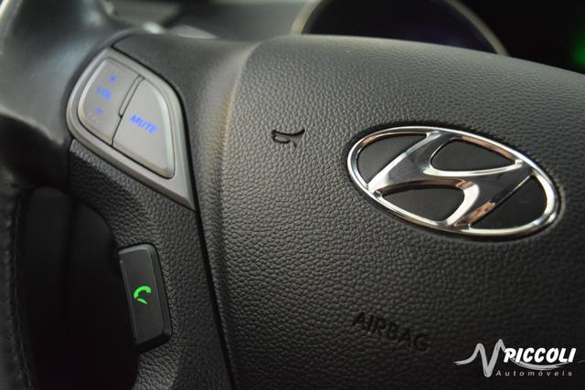 Hyundai HB20 best photo Hyundai HB20 interior photo