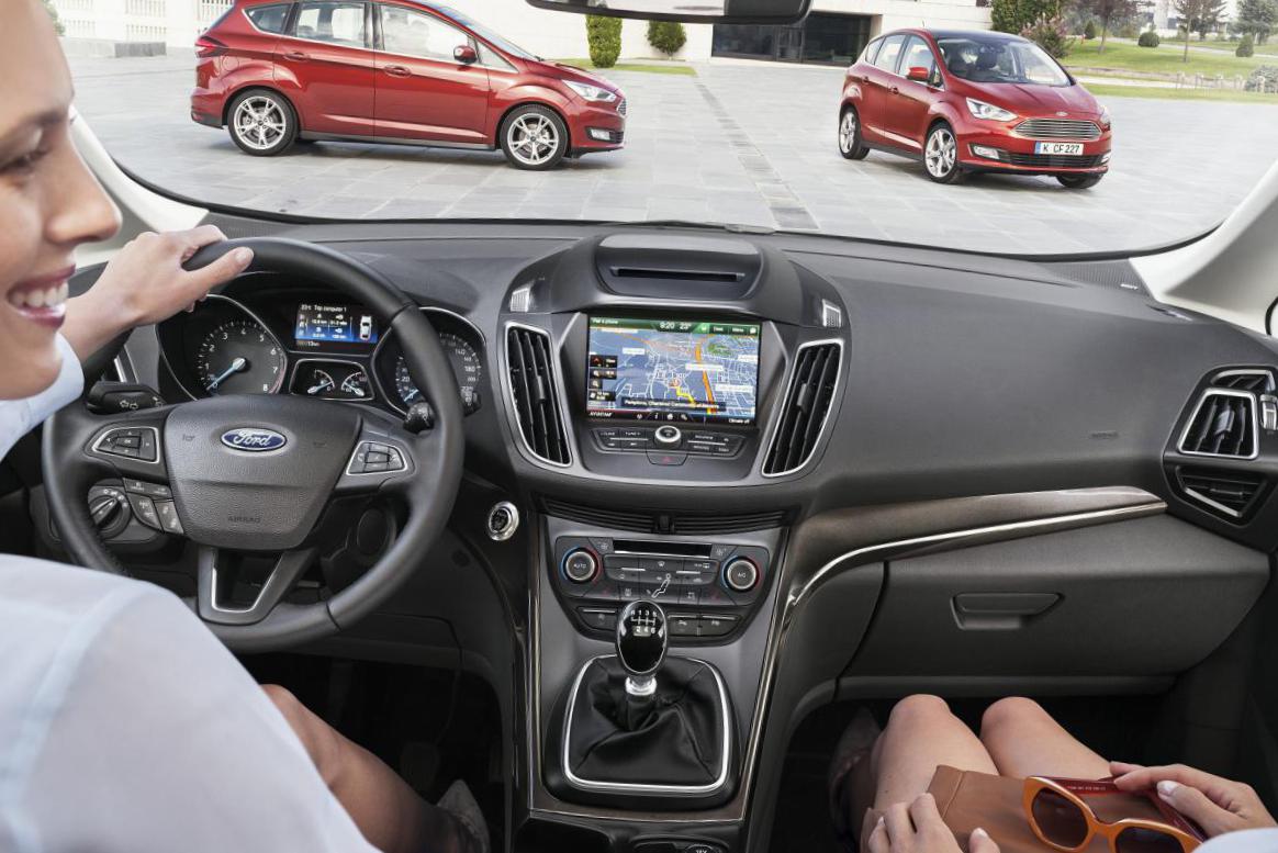 Ford Grand C-Max 2015 minivan