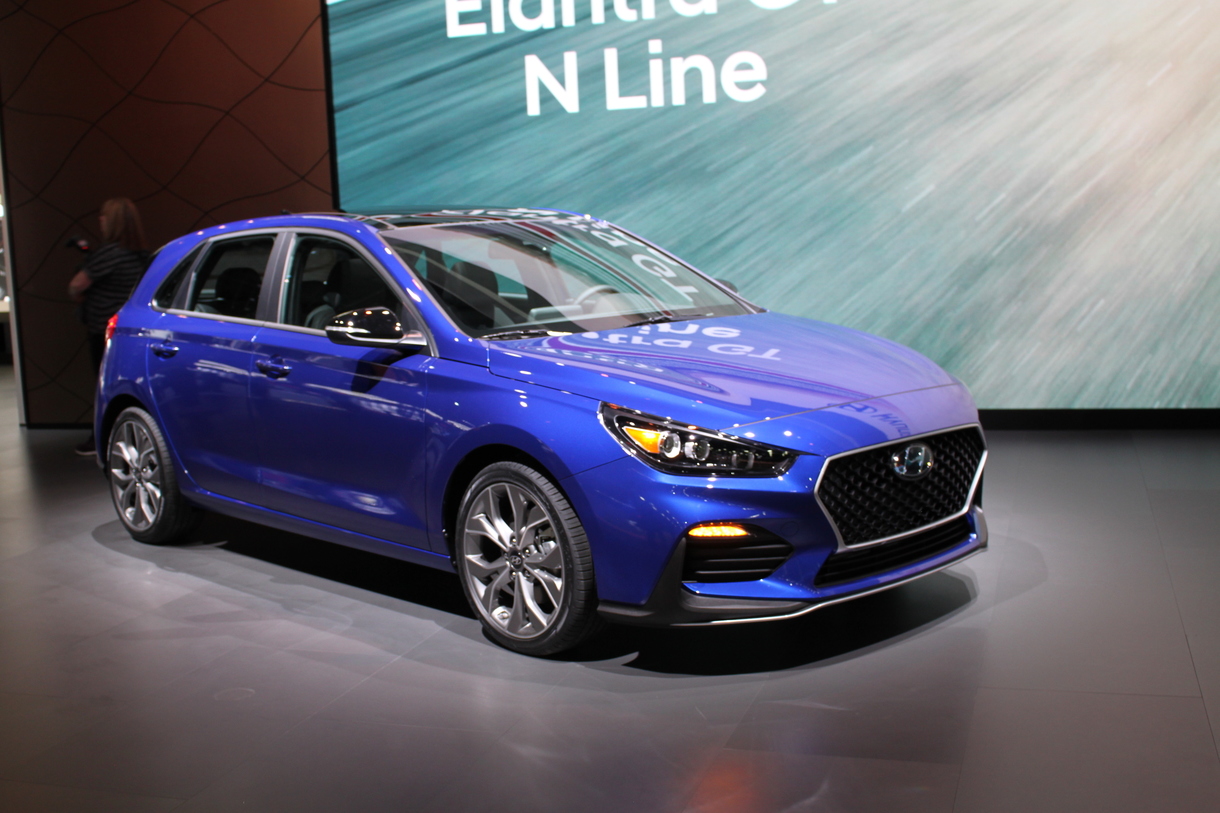 Седаны 2019 года. Hyundai Elantra gt 2020. Hyundai Elantra n line 2020. Hyundai Elantra gt n line. Elantra gt n line 2019г.