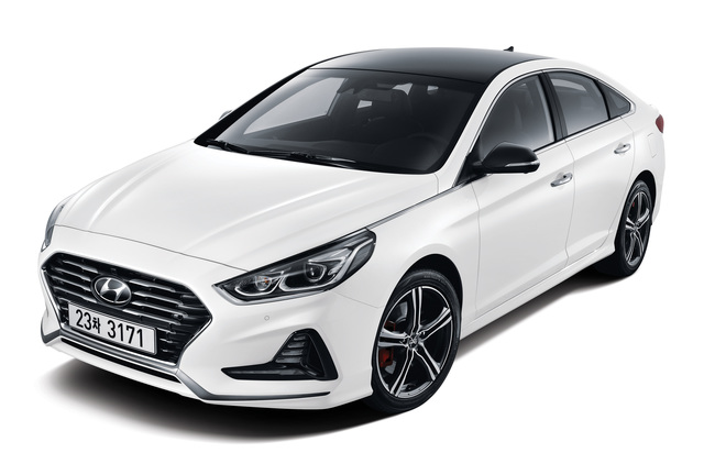 Hyundai Sonata Hybrid sedan restyling
