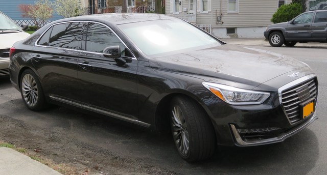 Hyundai Genesis G90 sedan model Hyundai Genesis G90 modern specifications