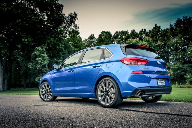 Hyundai Elantra Sport accessories model Hyundai Elantra Sport reviews specifications