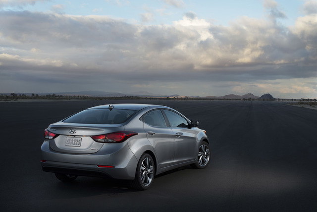 Hyundai Elantra Sport interior 2019 Hyundai Elantra Sport hd photo