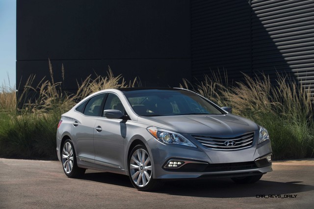 Hyundai Grandeur Hybrid interior restyling Hyundai Grandeur Hybrid sedan specifications