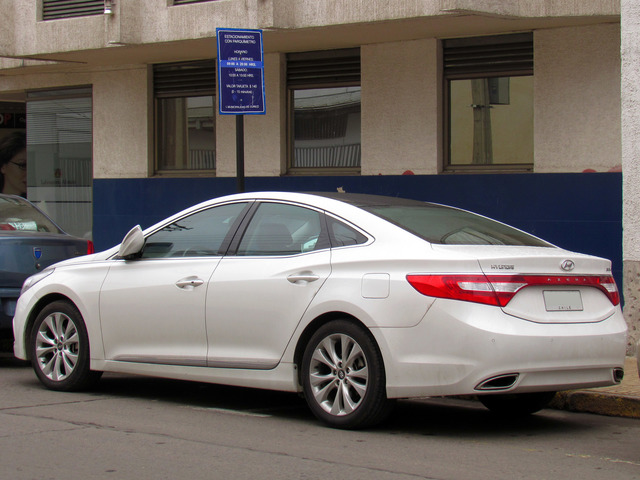 Hyundai Grandeur Hybrid interior 2014 Hyundai Grandeur Hybrid 4k model