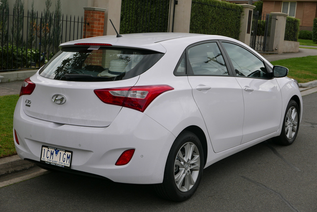 Hyundai i30 Wagon hd restyling Hyundai i30 Wagon interior 2016
