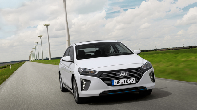 Hyundai IONIQ hybrid best restyling
