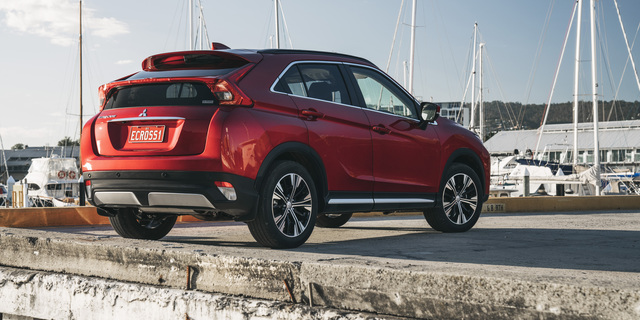 Mitsubishi Eclipse Cross reviews big Mitsubishi Eclipse Cross interior big