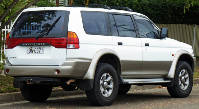 Mitsubishi Pajero Sport reviews 2015