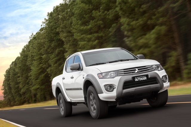 Mitsubishi L200 4k 2018 Mitsubishi L200 4k big