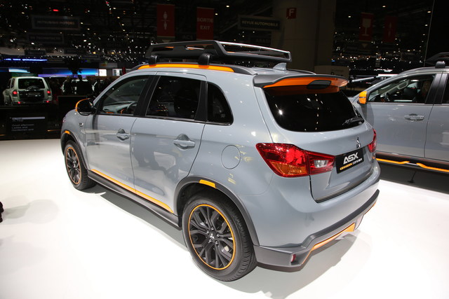 Mitsubishi ASX reviews restyling Mitsubishi ASX interior restyling