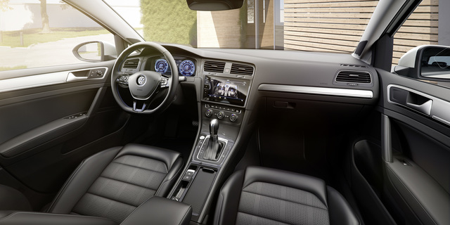 Volkswagen e-Golf 4k photo Volkswagen e-Golf accessories 2017