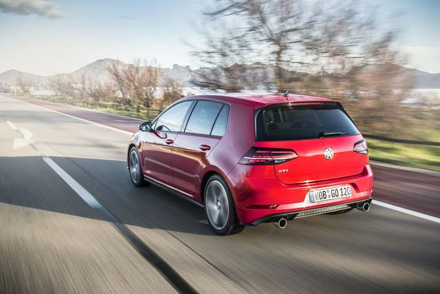 Volkswagen Golf R modern model