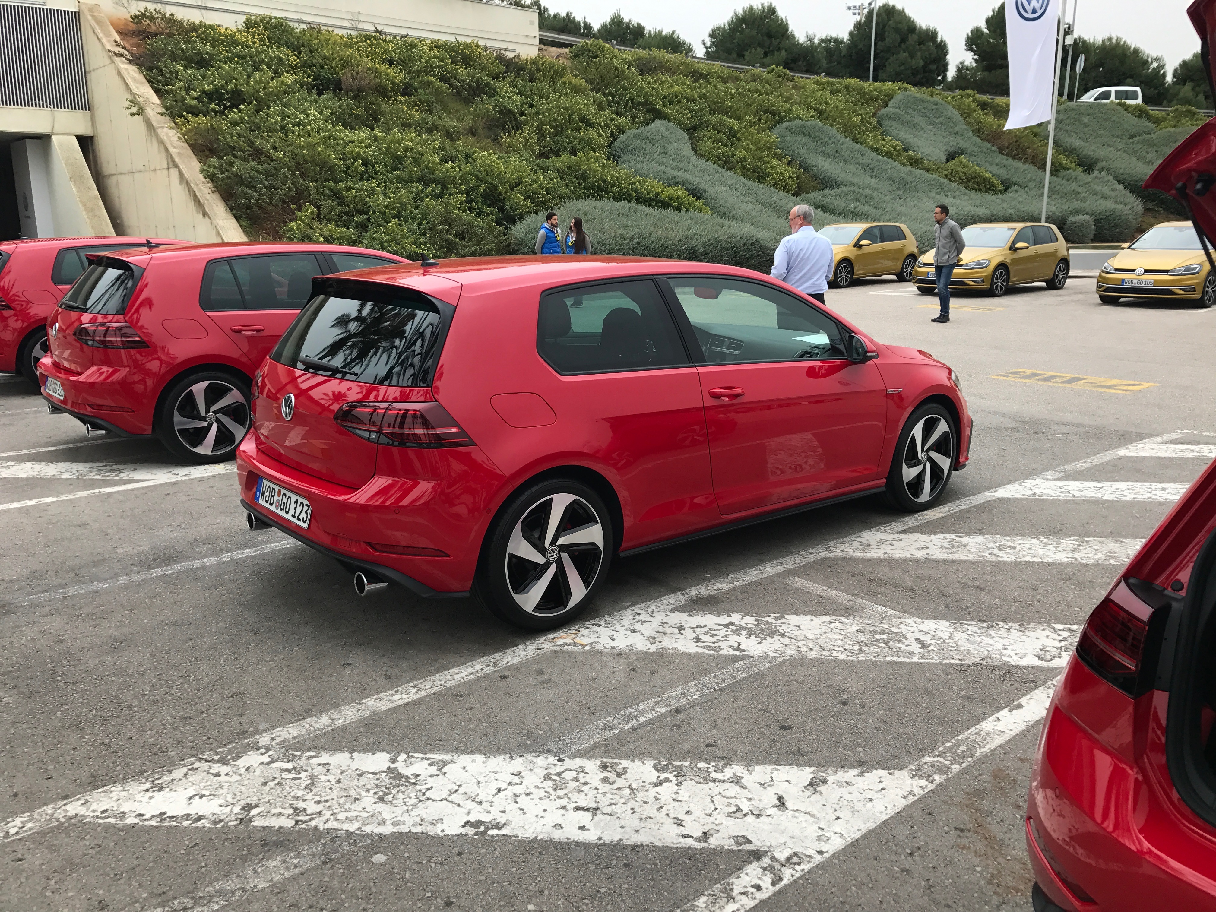 Volkswagen Golf GTI exterior 2017