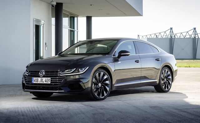 Volkswagen Passat exterior big