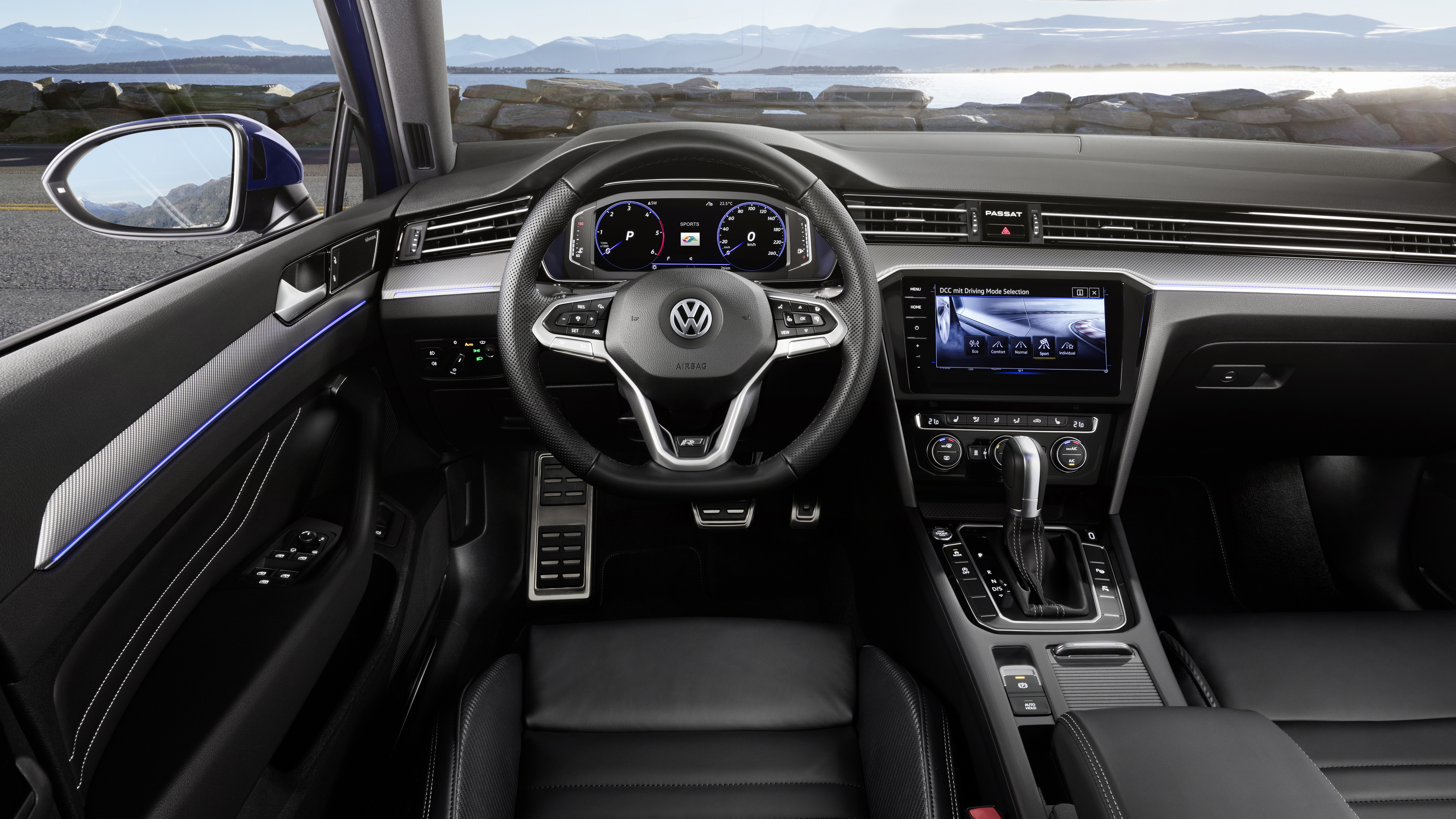Volkswagen Passat reviews photo