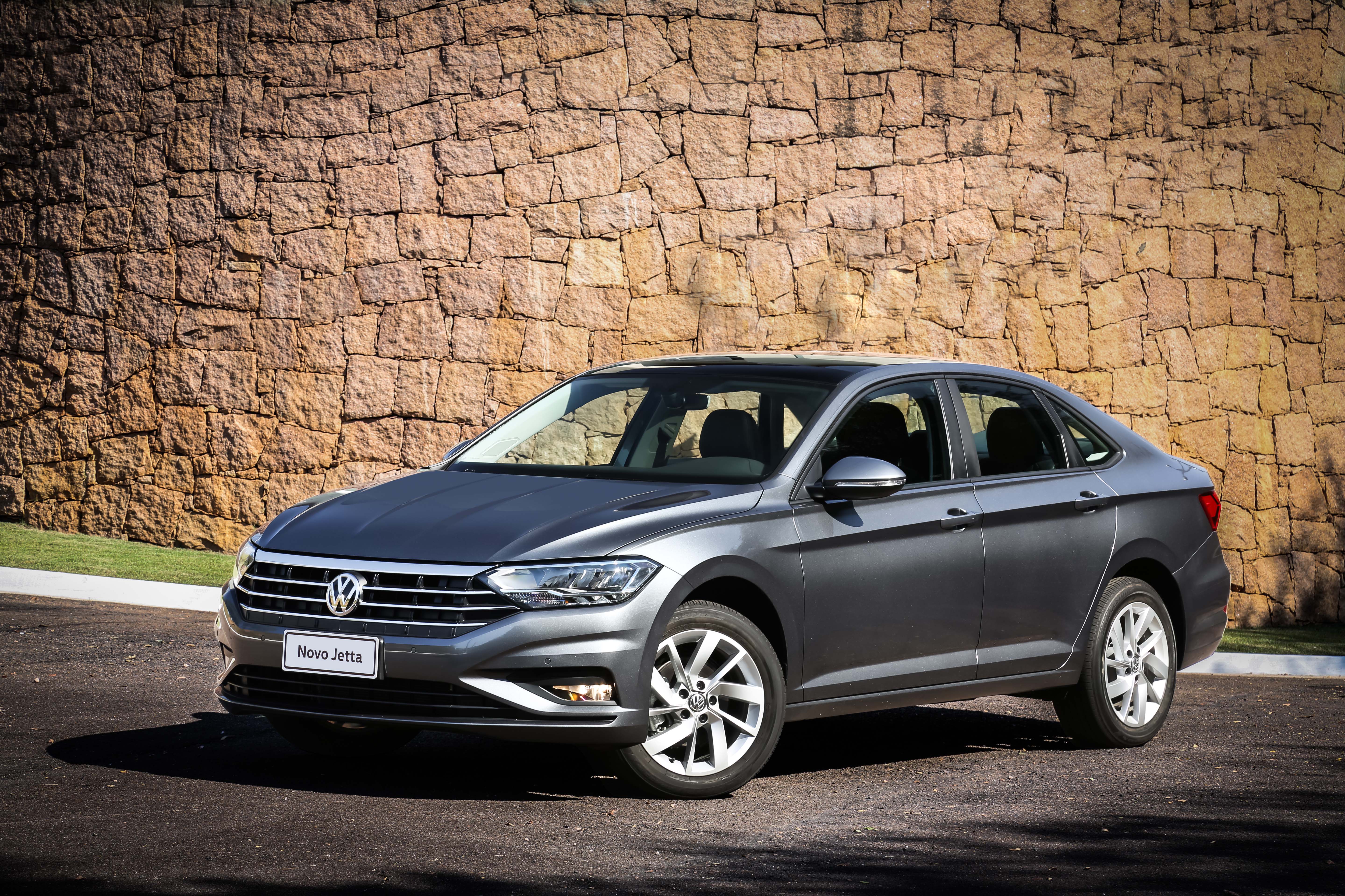 Volkswagen Passat Alltrack reviews 2019