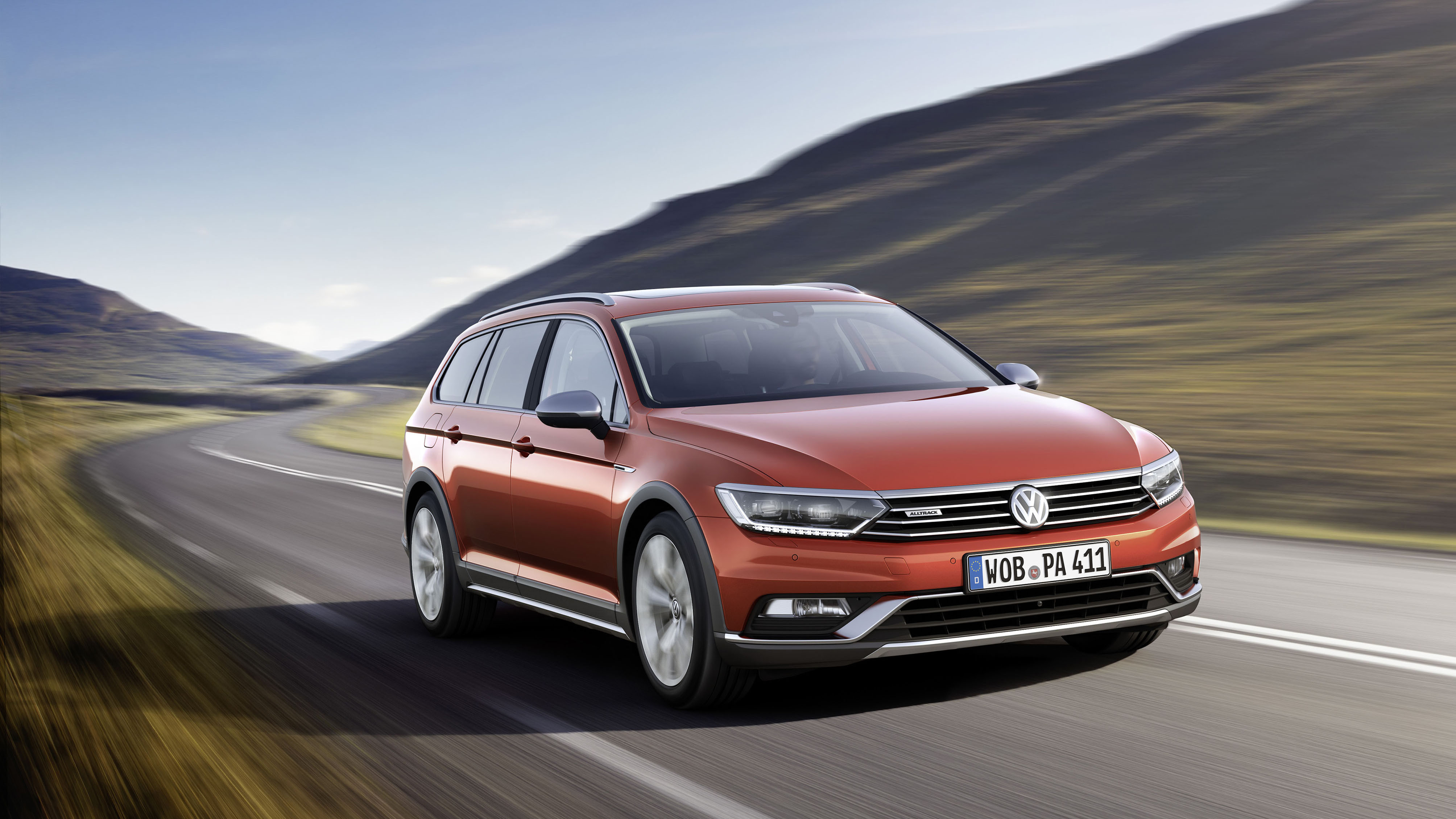 Volkswagen Passat Alltrack reviews specifications