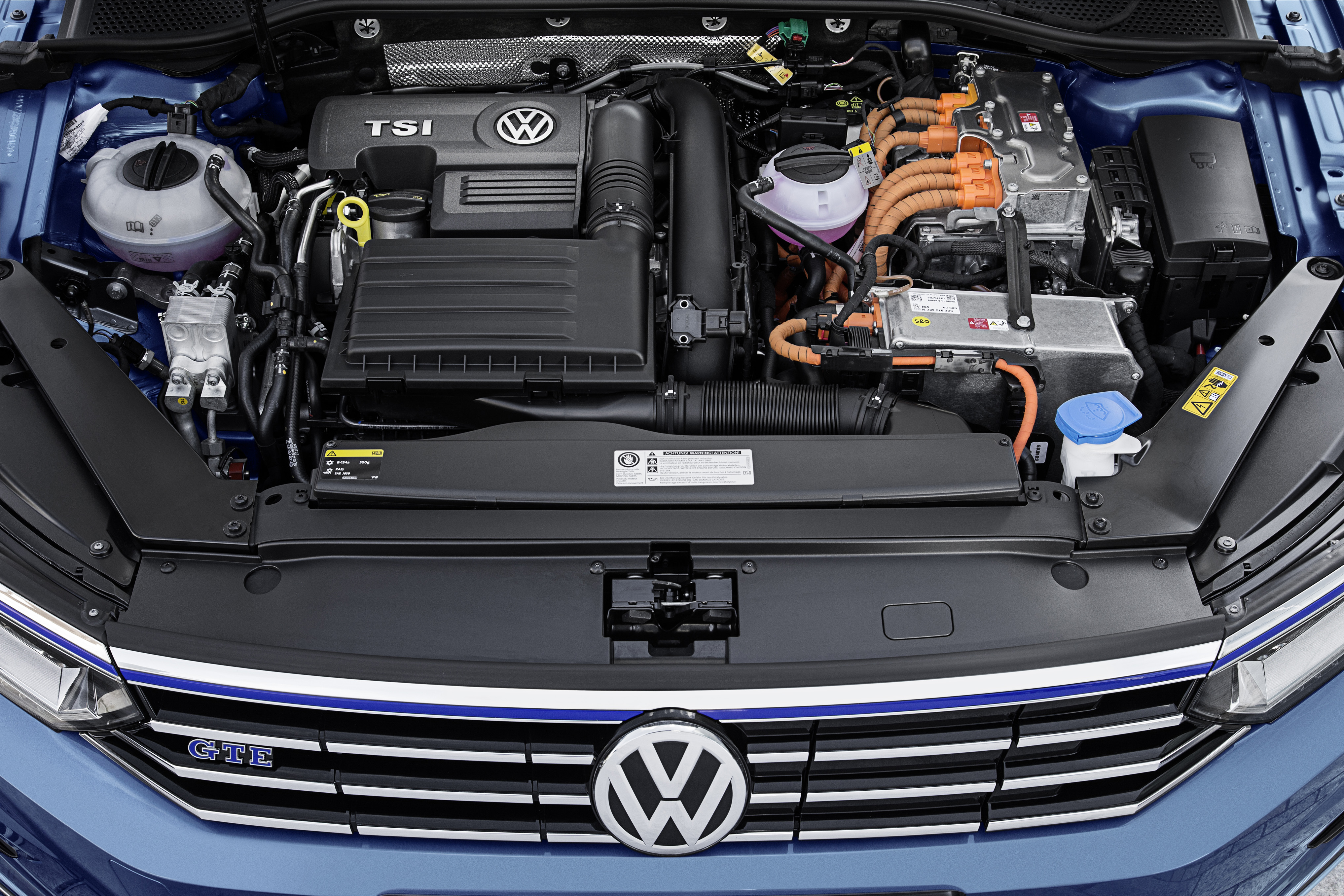 Volkswagen Passat GTE best restyling