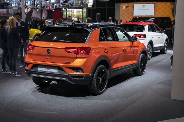 Volkswagen T-Roc suv photo Volkswagen T-Roc modern 2017
