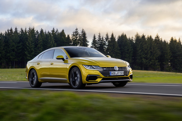 Volkswagen Arteon accessories 2017