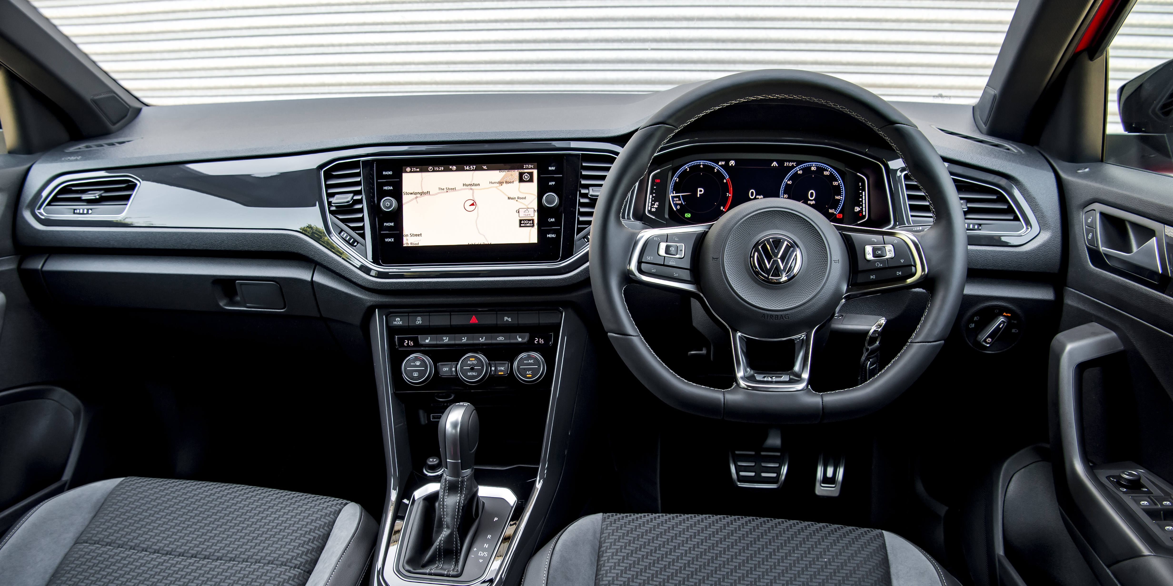Volkswagen T-Roc Cabriolet suv specifications