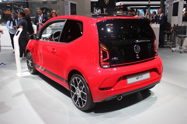 Volkswagen up! 5 door best big