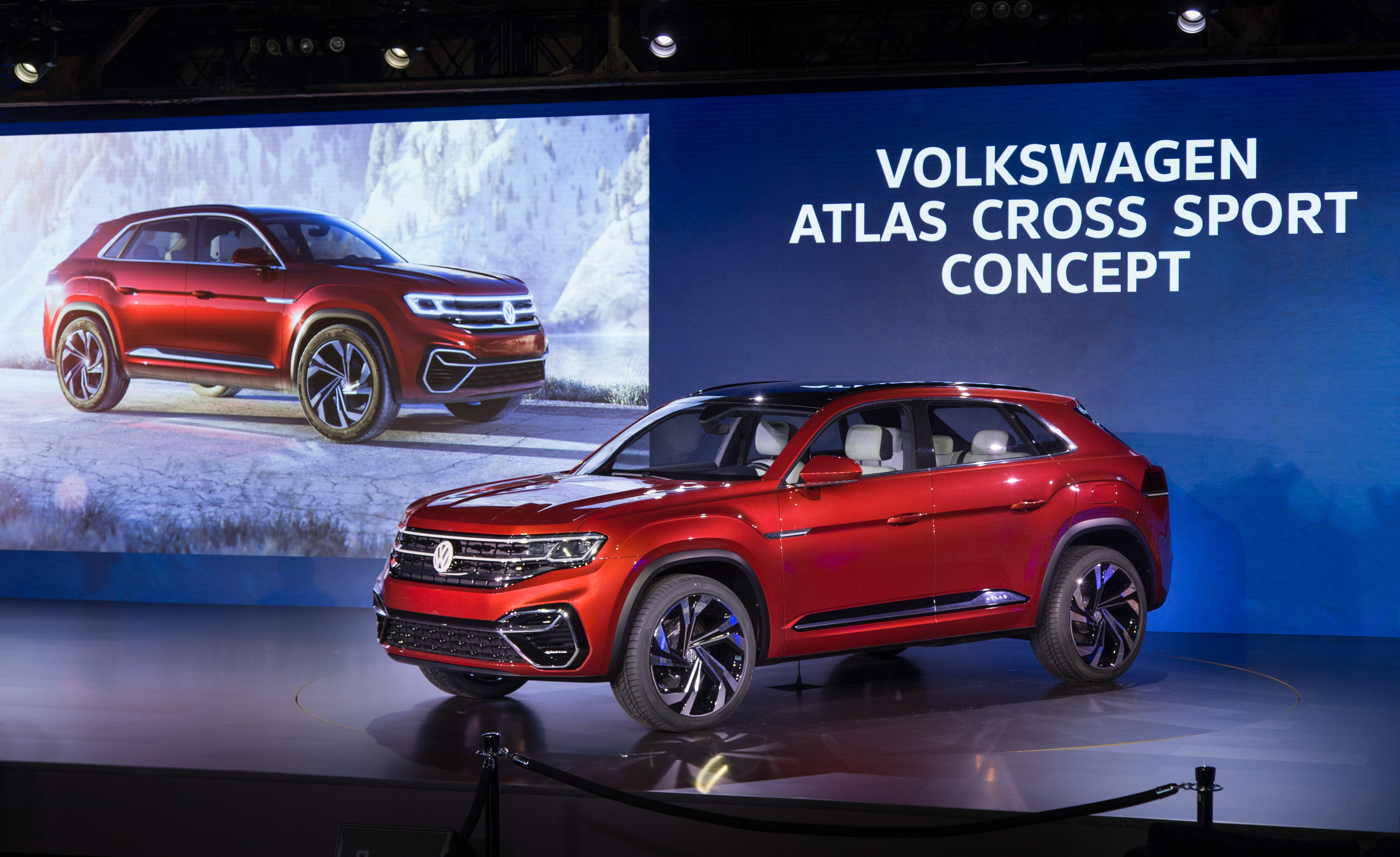 Volkswagen Atlas Cross Sport mod photo