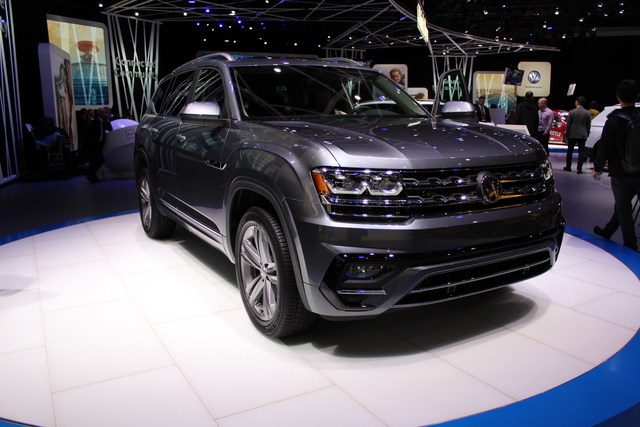 Volkswagen Atlas suv photo