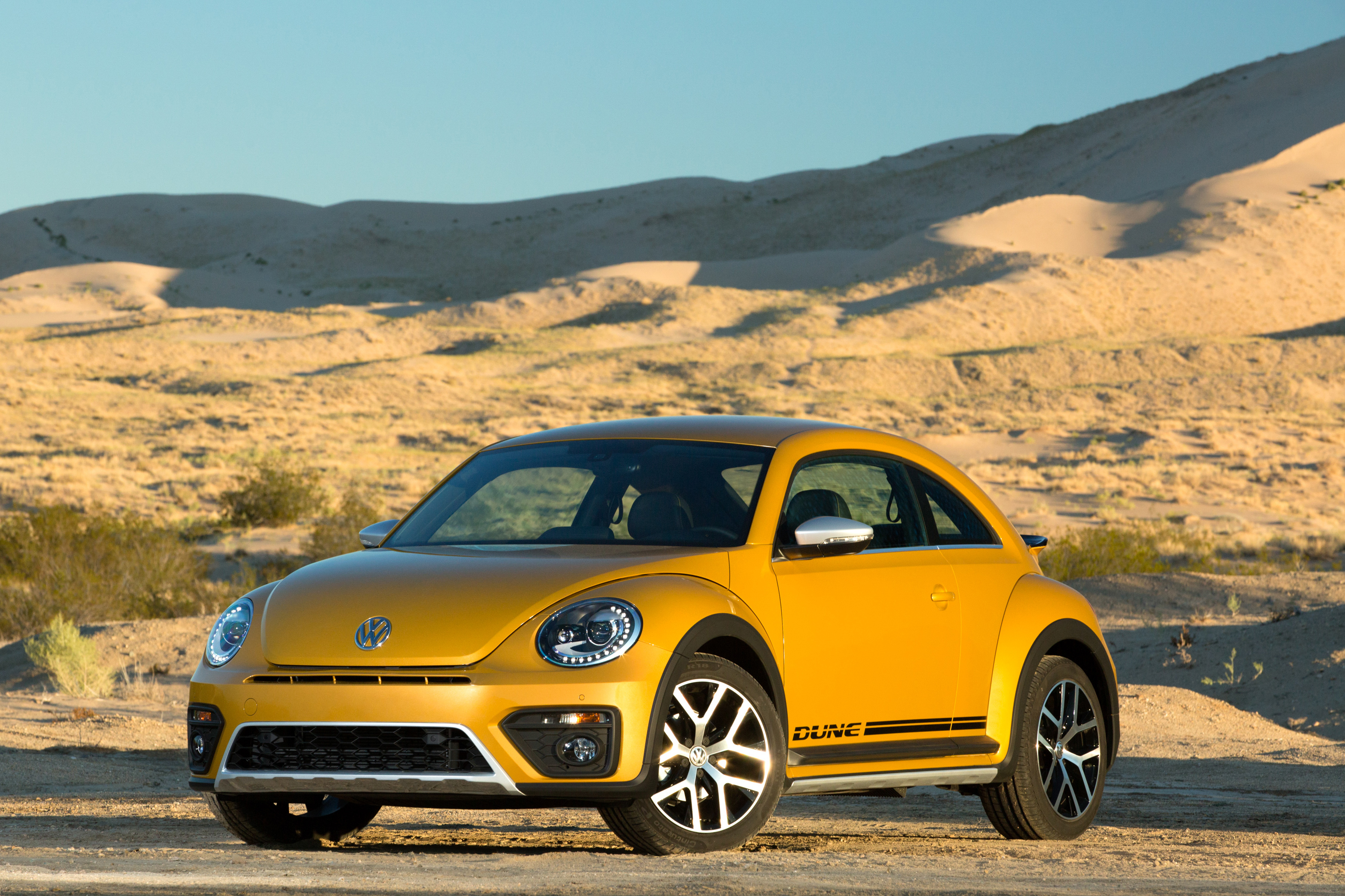 Volkswagen Beetle Cabriolet reviews specifications