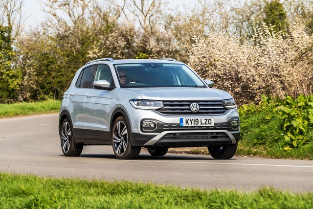 Volkswagen cross up! hatchback photo