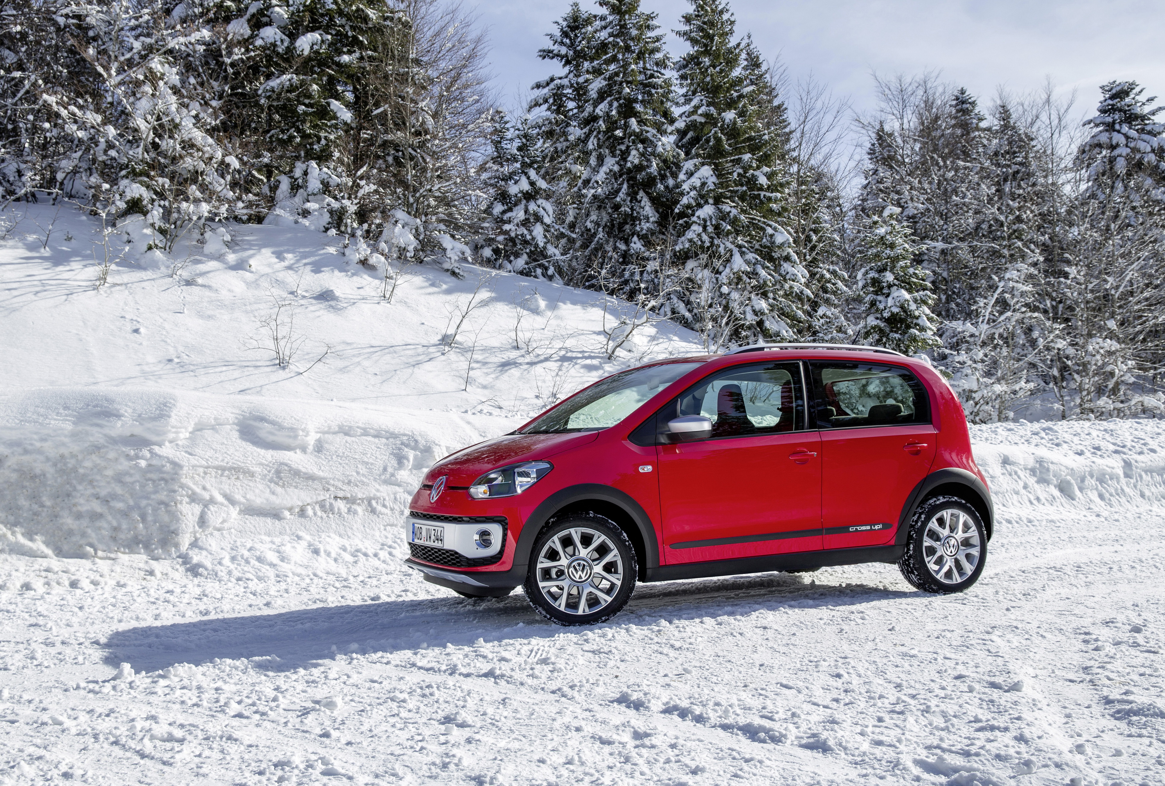 Volkswagen cross up! hd big