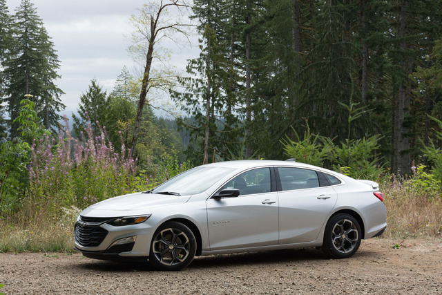 Chevrolet Malibu exterior photo