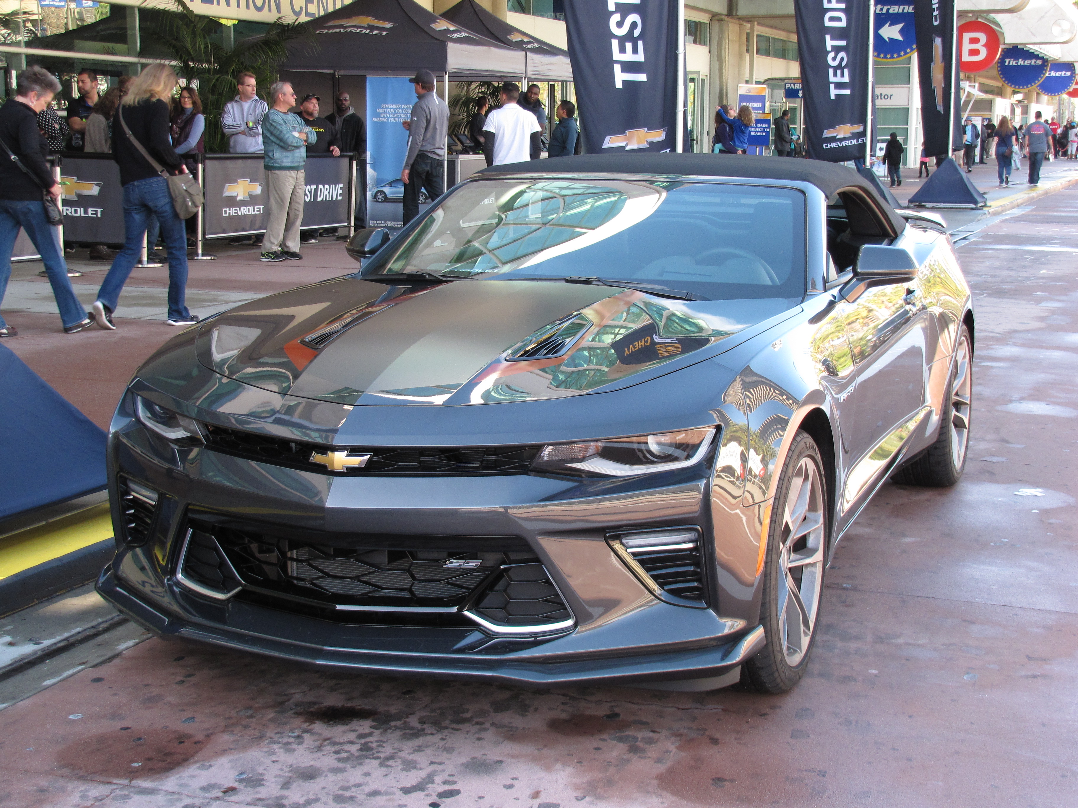 Chevrolet Camaro Convertible cabriolet specifications