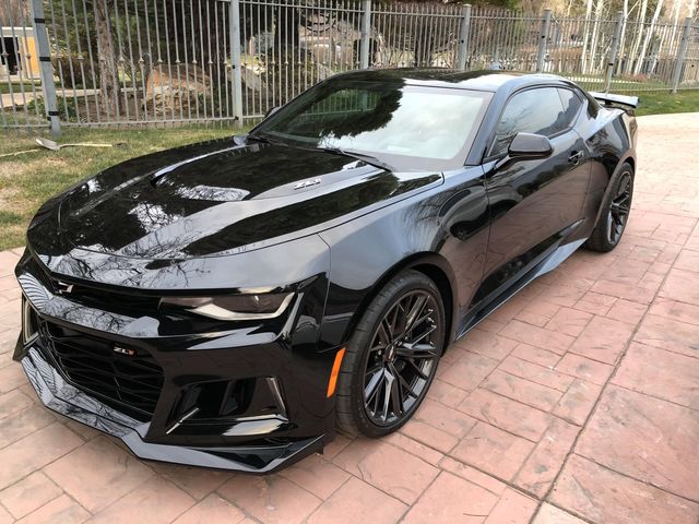 Chevrolet Camaro reviews photo