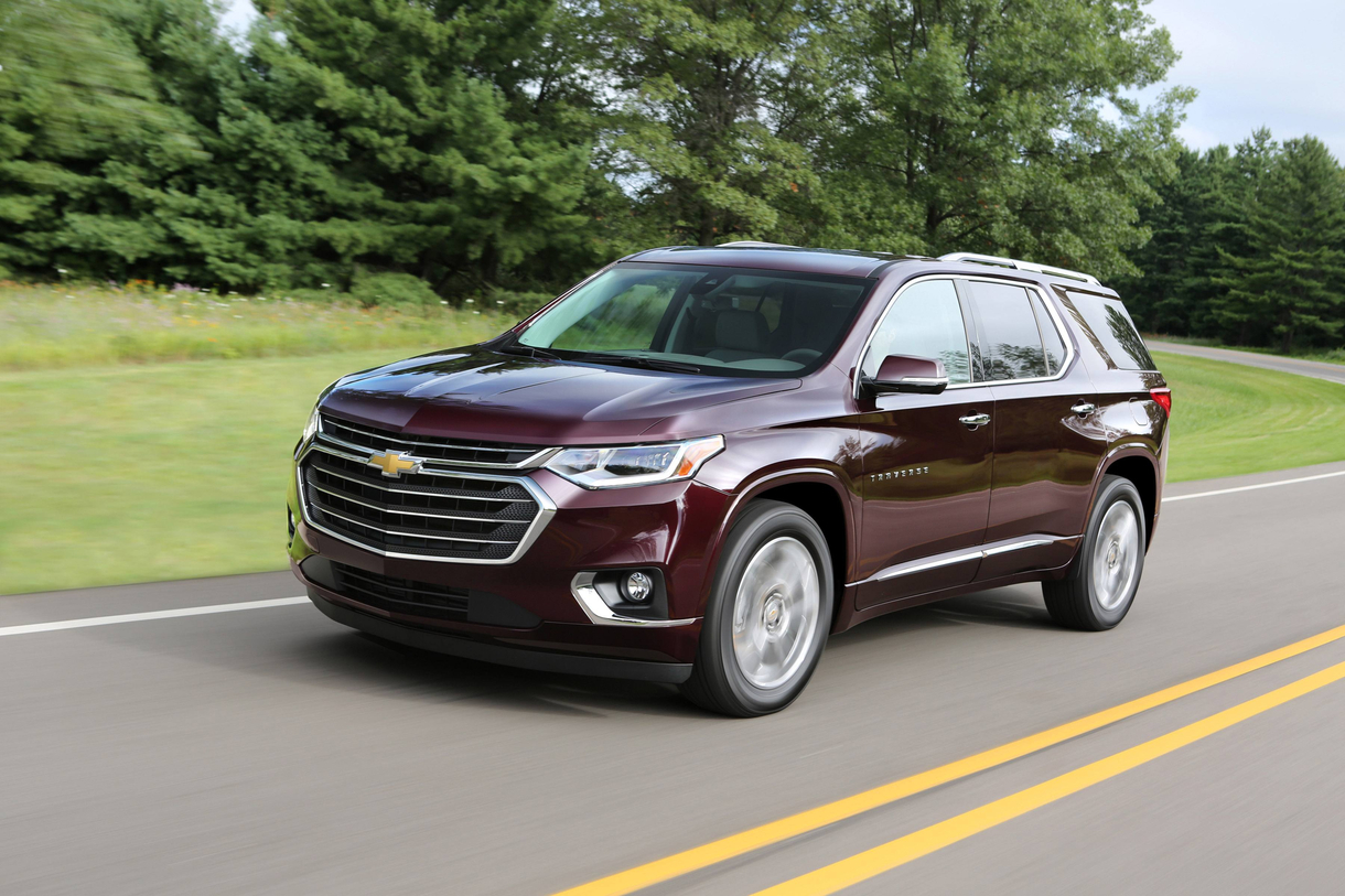 Chevrolet Blazer Photos and Specs. Photo: Chevrolet Blazer 4k ...