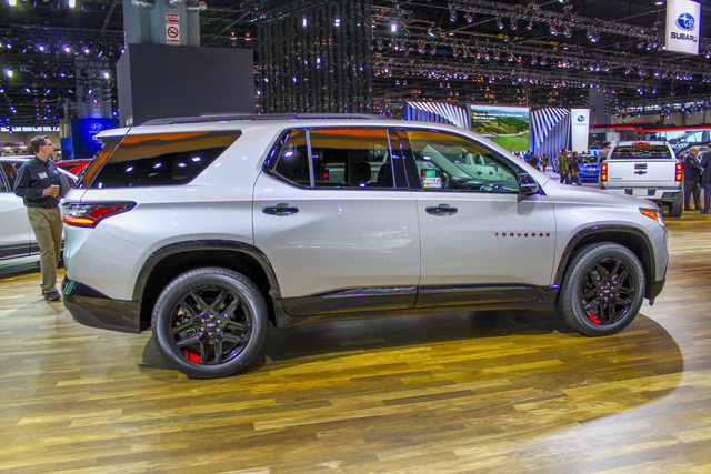 Chevrolet Traverse suv model Chevrolet Traverse modern 2017