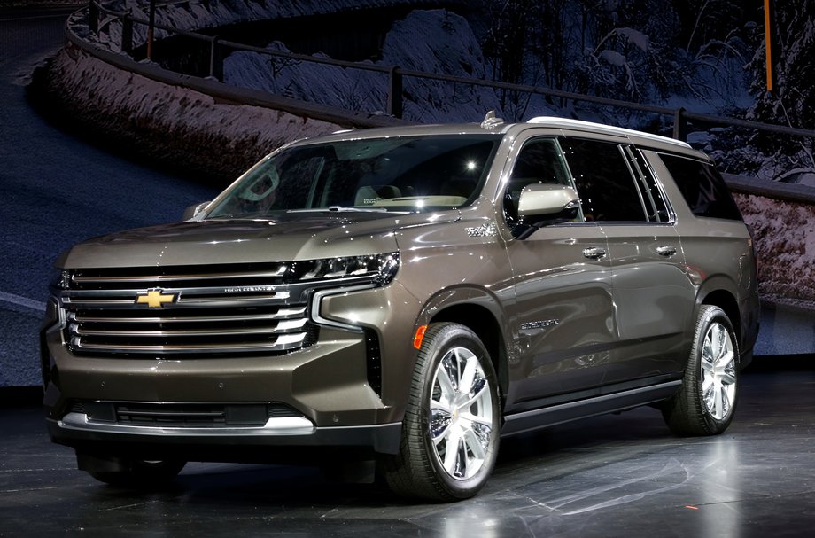 Chevrolet Tahoe Photos and Specs. Photo: Chevrolet Tahoe reviews ...