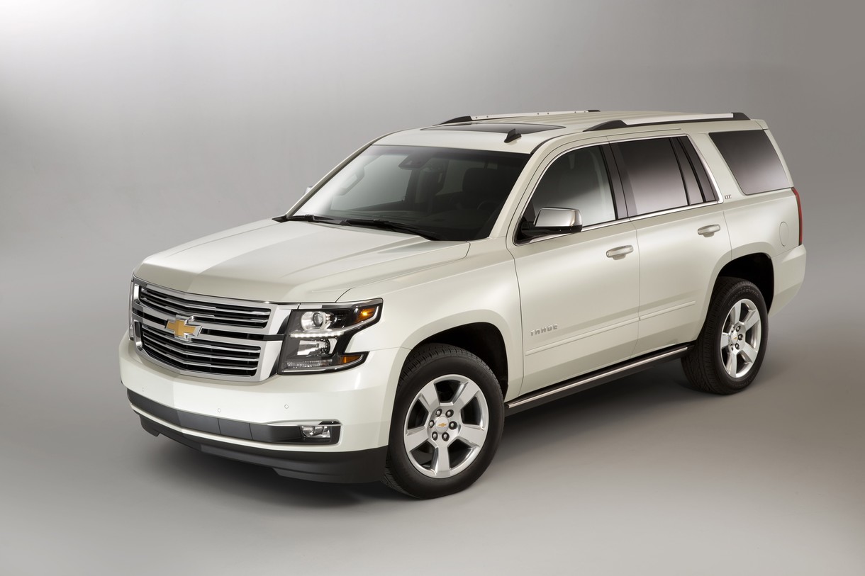 Chevrolet Tahoe Photos and Specs. Photo Chevrolet Tahoe suv 2020 and