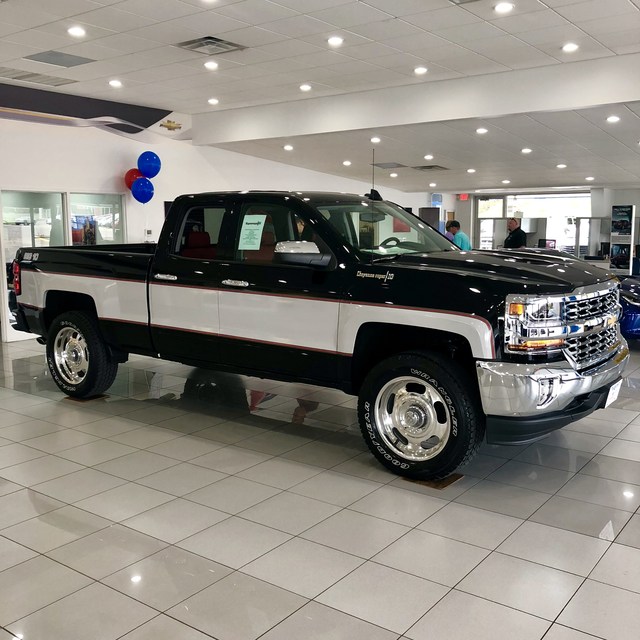 Chevrolet Silverado interior 2018 Chevrolet Silverado modern specifications